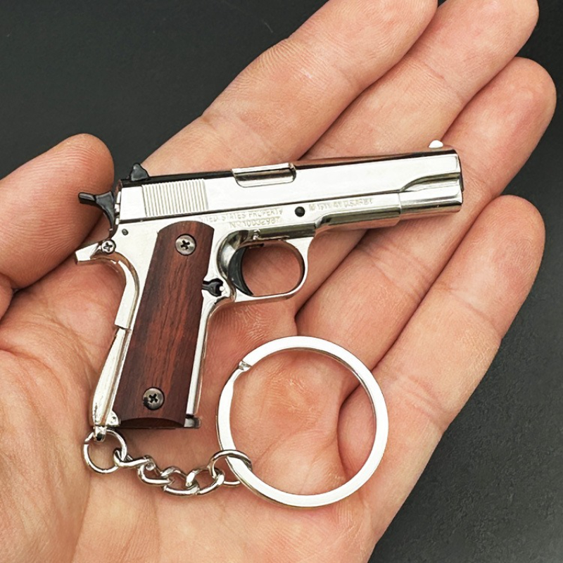 Collector's Edition 1:3 Mini 1 – Furniture Hardware Parts Bewertung und Preis
